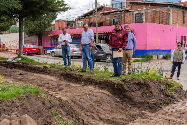 Inicia Toluca Sendero Seguro en calle Filiberto Navas para mujeres y niños