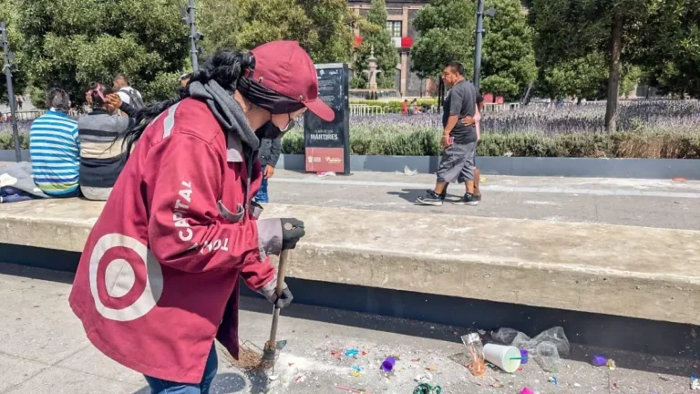 Ayuntamiento de Toluca retira 13 toneladas de basura tras festejos patrios y desfile del 16 de Septiembre