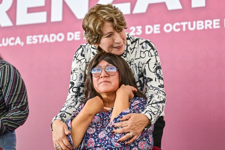 Participan niñas y mujeres mexiquenses en “Trenzatón 2025” para apoyar a pacientes con cáncer en Toluca