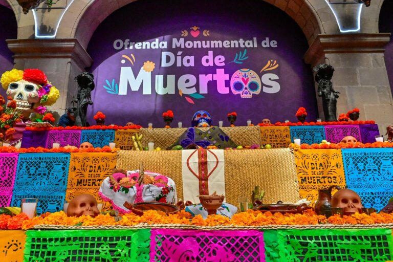 Inauguran Ofrenda Monumental que honra a pueblos originarios del Edoméx