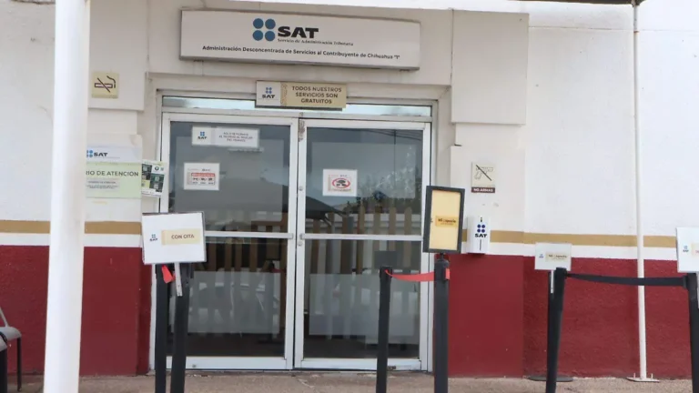 Trabajadores del SAT alistan huelga pacífica por falta de aumento salarial en 2025
