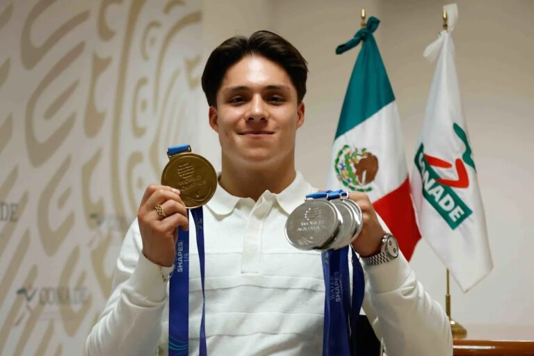Osmar Olvera nominado por World Aquatics como Mejor Clavadista del Año
