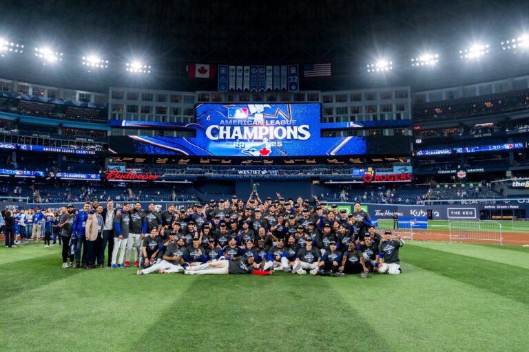Toronto Blue Jays avanzan a la Serie Mundial 2025 y enfrentarán a Los Ángeles Dodgers