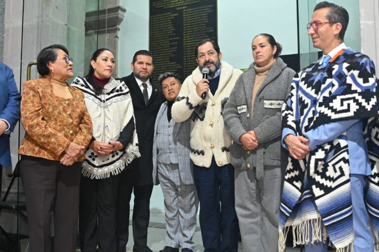 Promueven tradición artesanal de productos de lana en el Congreso mexiquense