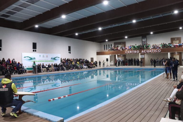 Rehabilitan Centro Acuático en Zinacantepec; Manuel Vilchis destaca compromiso con obras de calidad