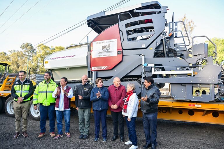  Plan Integral del Oriente del Estado de México. Entrega de Trenes de Pavimentación a Municipios.