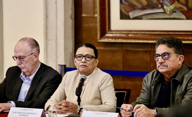 ¡Alto a los Bloqueos! Gobierno Federal acusa múltiples motivos políticos y cumplimiento de acuerdos