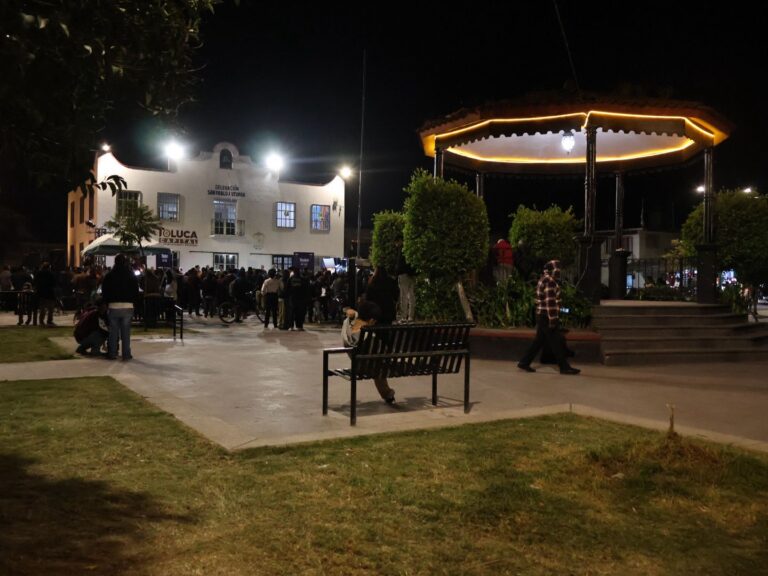 San Pablo Autopan se ilumina con más de 2 mil luminarias como parte del programa municipal