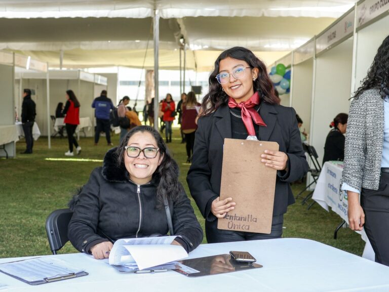Toluca impulsa empleo femenino con feria que ofrece más de 350 vacantes para mujeres