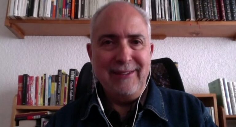 Mauricio Montiel Figueiras presenta «La Bruma y el detective», una secuela literaria de «Vértigo» de Hitchcock