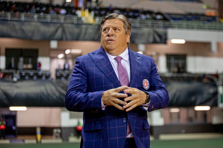 Crisis en Costa Rica: Miguel Herrera es destituido tras fallida eliminatoria
