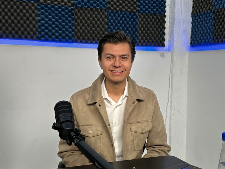 Jóvenes, conservadurismo y el reacomodo electoral rumbo al 2027. Entrevista con Javier Albarrán