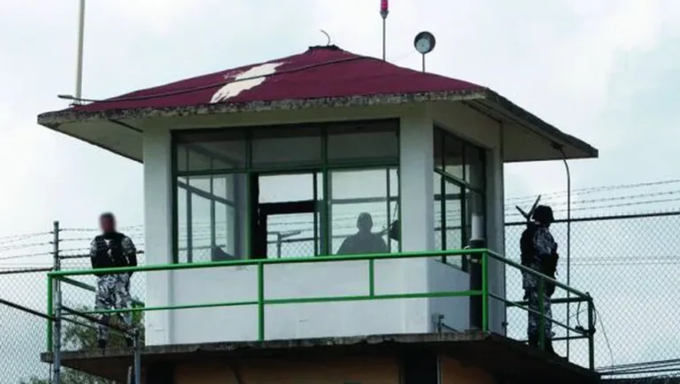 Investigan fuga de secuestrador sentenciado; revisan posible complicidad en penal