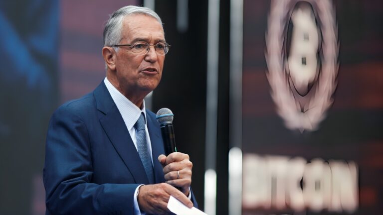 Salinas Pliego: SAT ofrece descuento de 39% si liquida adeudo millonario en ener