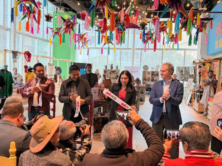 Inauguran Exhibición Turística Artesanal del Estado de México en Odisea México