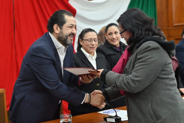 Francisco Vázquez resalta liderazgo femenino y avances históricos en la política mexiquense