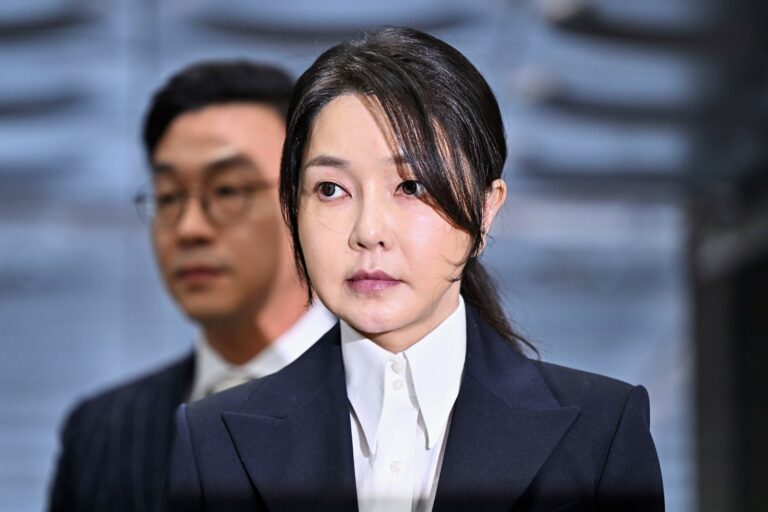 Ex primera dama de Corea del Sur es condenada a prisión por sobornos ligados a Iglesia Unificación