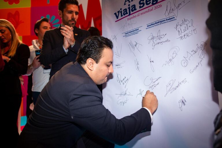 CONAJOMX firma acuerdo nacional “Viaja Seguro” rumbo al Mundial 2026 en México