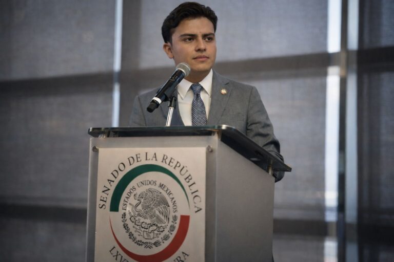 León Guzmán denuncia opacidad y control político que frena el desarrollo de Tepotzotlán