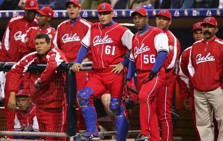 Cuba afronta el Clásico Mundial de Béisbol en medio de dudas por visas y política