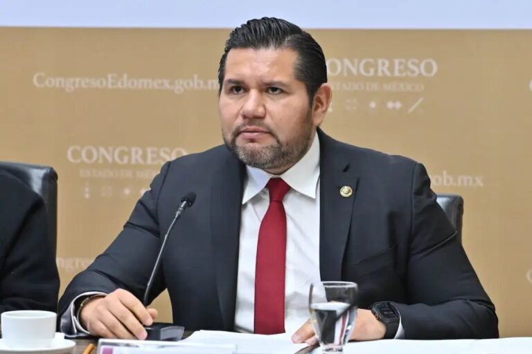 Samuel Ríos impulsa IA para agilizar trámites en Edomex