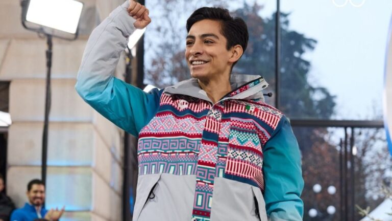 Donovan Carrillo brilla en pasarela del COI rumbo a los Juegos de Invierno Milano-Cortina 2026