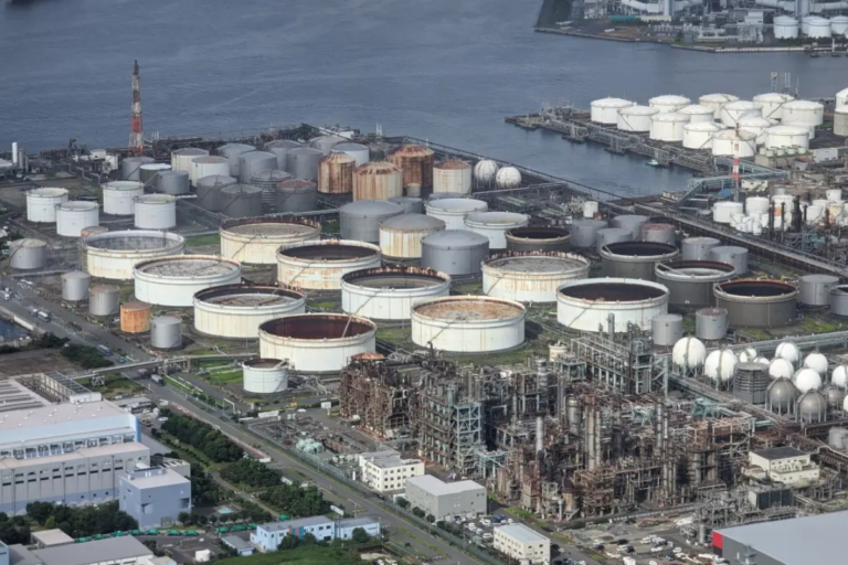 Desastre en el Golfo: Derrame Petrolero se Extiende a 933 Kilómetros de Costa y Alerta a Pescadores