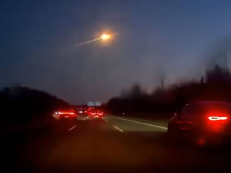 Bólido se fragmenta sobre Europa y provoca daños en vivienda de Alemania