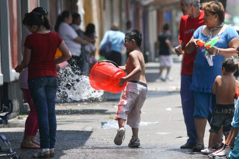 Ecatepec multará hasta con 11 mil pesos por desperdiciar agua en Semana Santa 2026