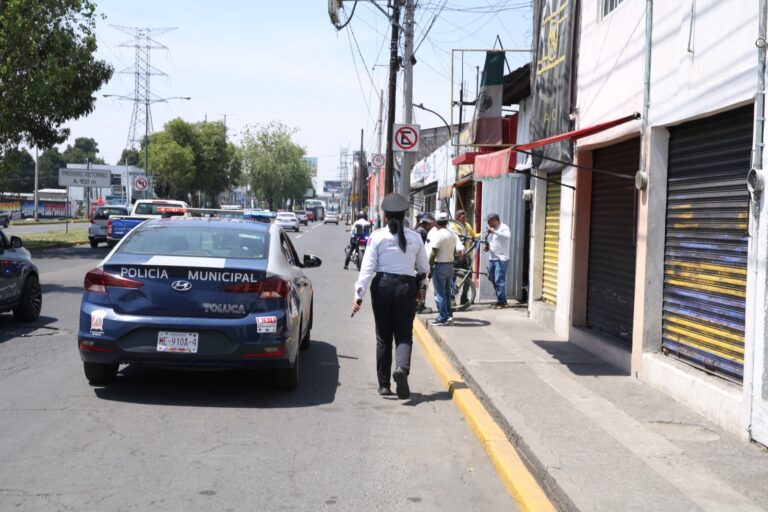 Toluca liberará carril en avenida Hidalgo y enviará al corralón a autos mal estacionados