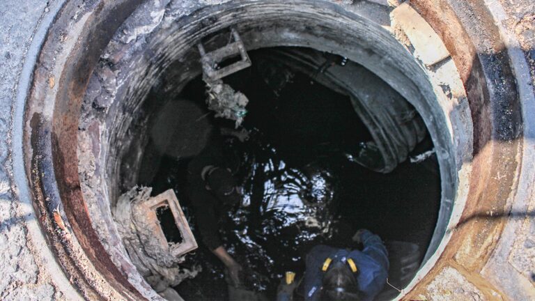 Refuerzan desazolve en La Paz y Neza para prevenir inundaciones en temporada de lluvias