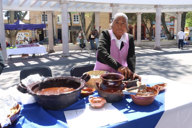 Impulsan identidad mazahua a través de la cocina tradicional de Zinacantepec