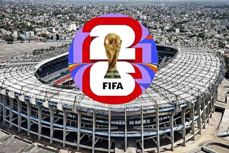 Estadio Azteca prueba nuevas pantallas mientras avanza su remodelación