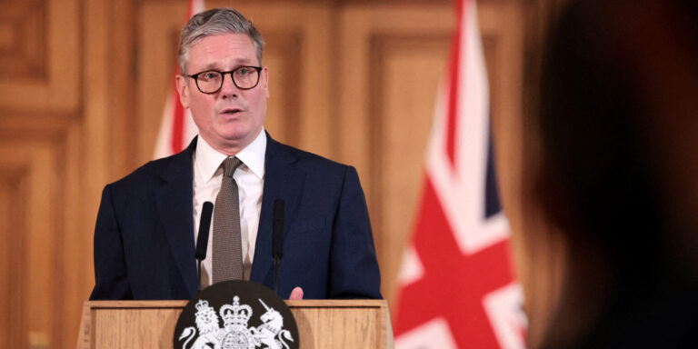 Crece presión para retirar a Kanye West de festival en Londres tras críticas