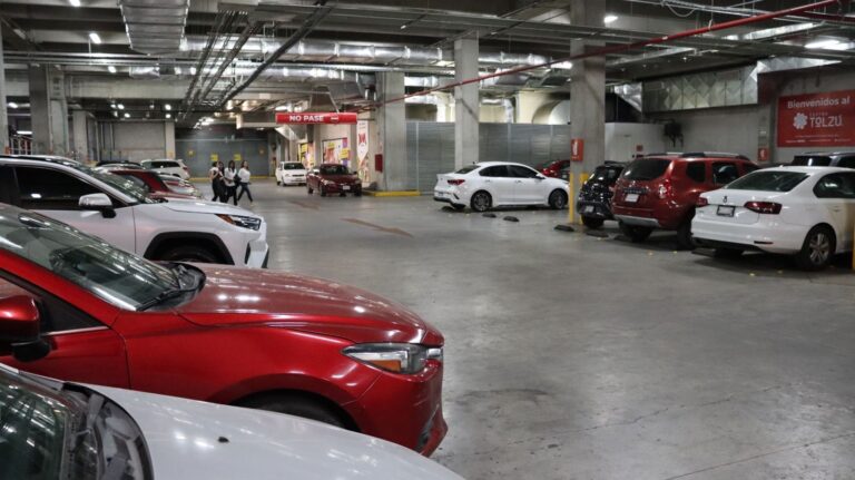 Congreso del Edoméx analiza dar dos horas gratis de estacionamiento