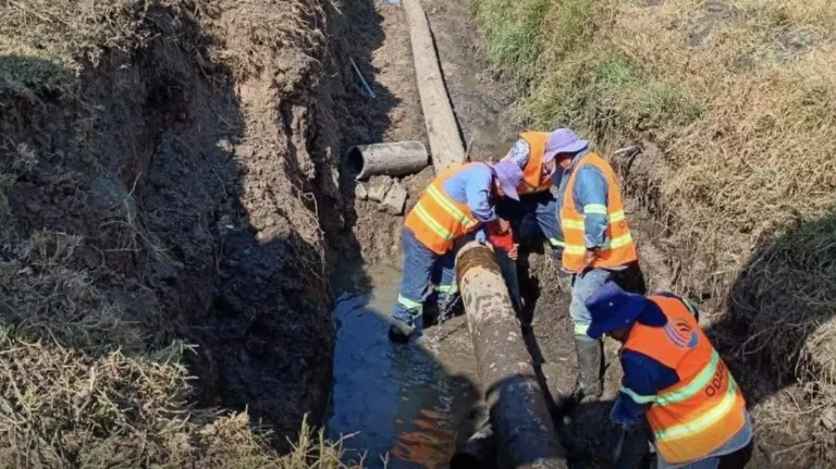 Atlacomulco reduce tiempos de limpieza en drenajes para prevenir inundaciones
