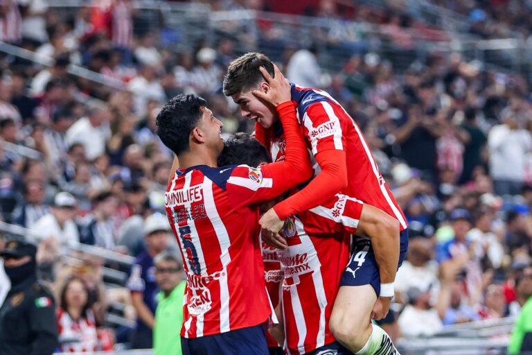 Chivas lidera Clausura 2026 tras empate Toluca y San Luis